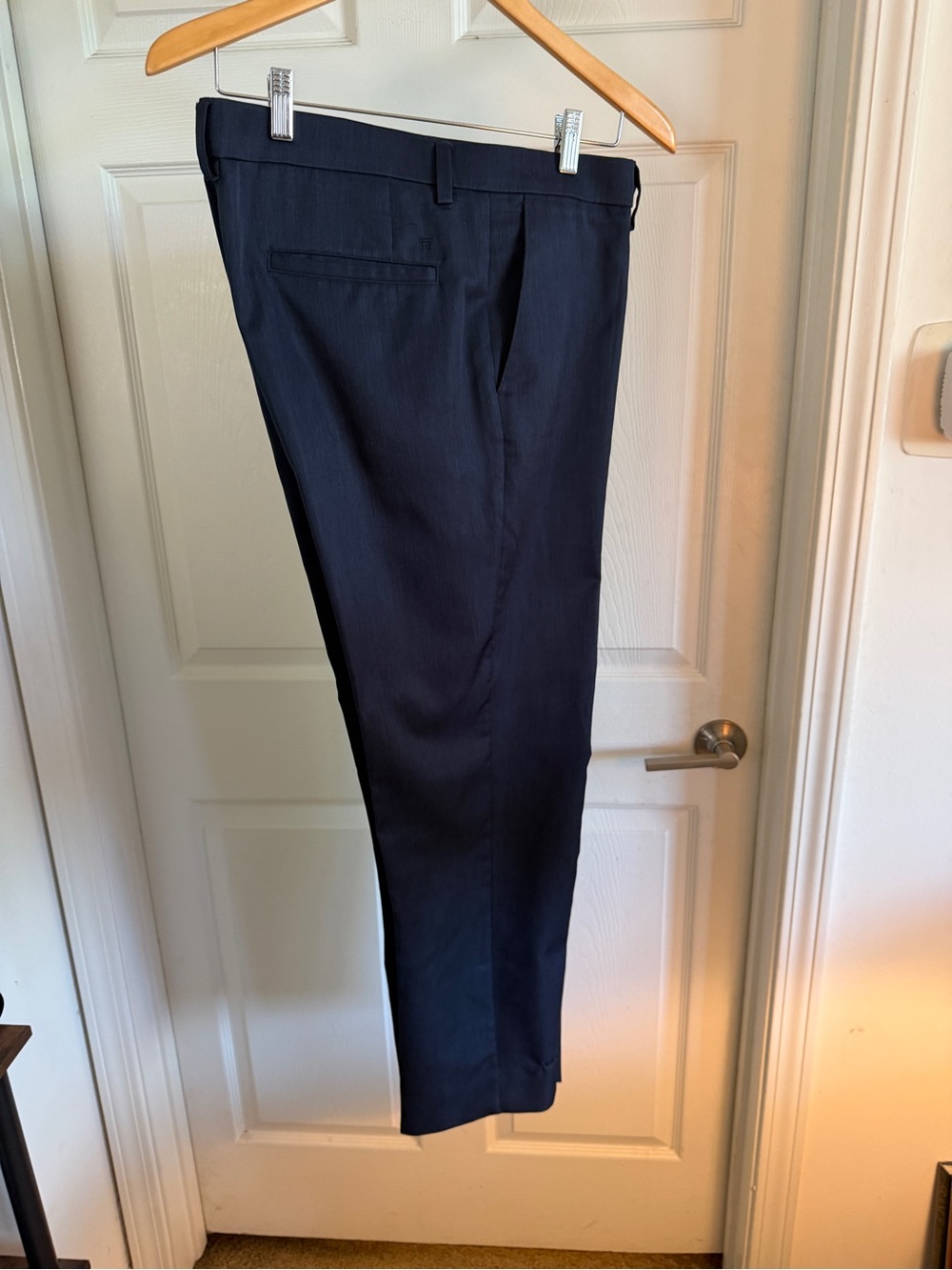 Haggar Men’s Blue Dress Pants 34x32